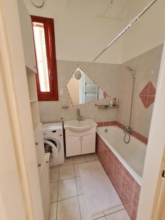 בודפשט Marble Apartment -Near Buda Castle מראה חיצוני תמונה